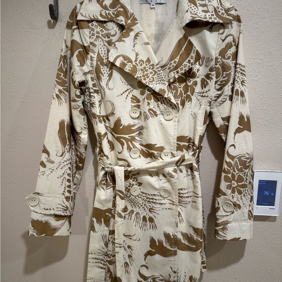 Cabi Wimbledon Courtside Trench Coat Cream/Gold/Brown Cotton/Linen - Picture 2 of 11
